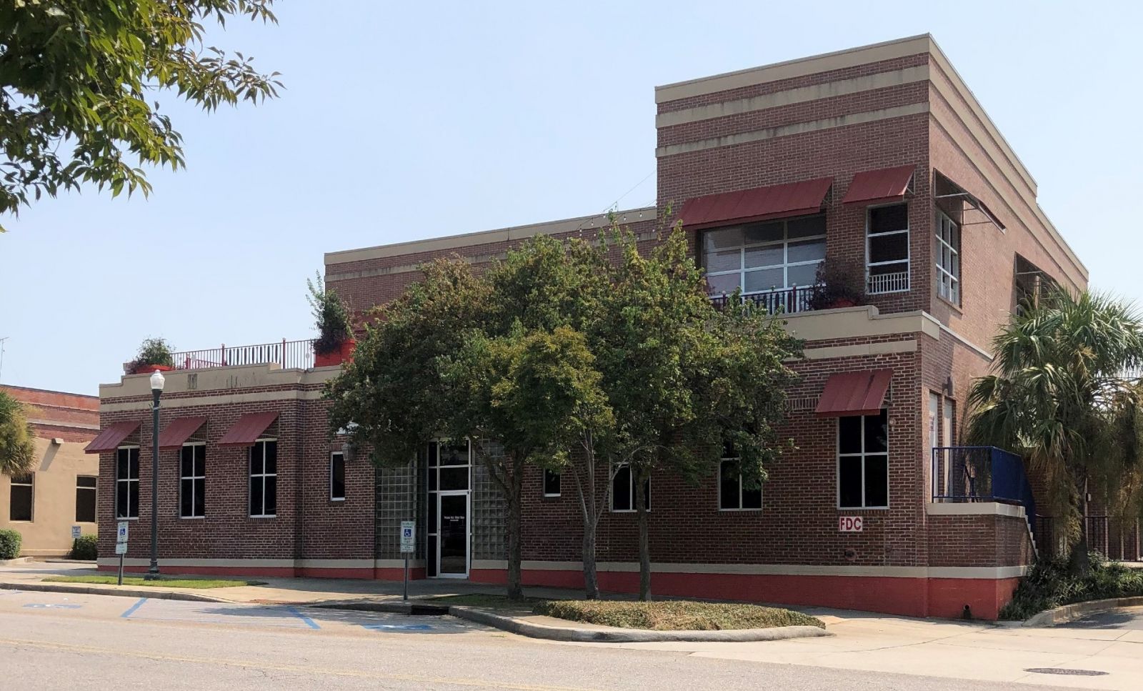 Resource Financial Services has acquired 708 Lady St., the former location of Carolina Ale House, to redevelop into its new headquarters. (Photo/Provided)