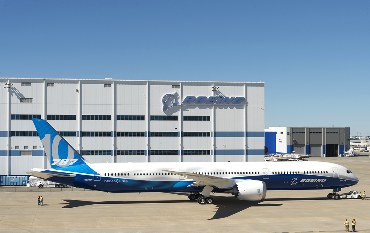Boeing rolls out the debut of the 787-10 Dreamliner at the company's North Charleston manufacturing campus in 2017. (Photo/Boeing Co.)