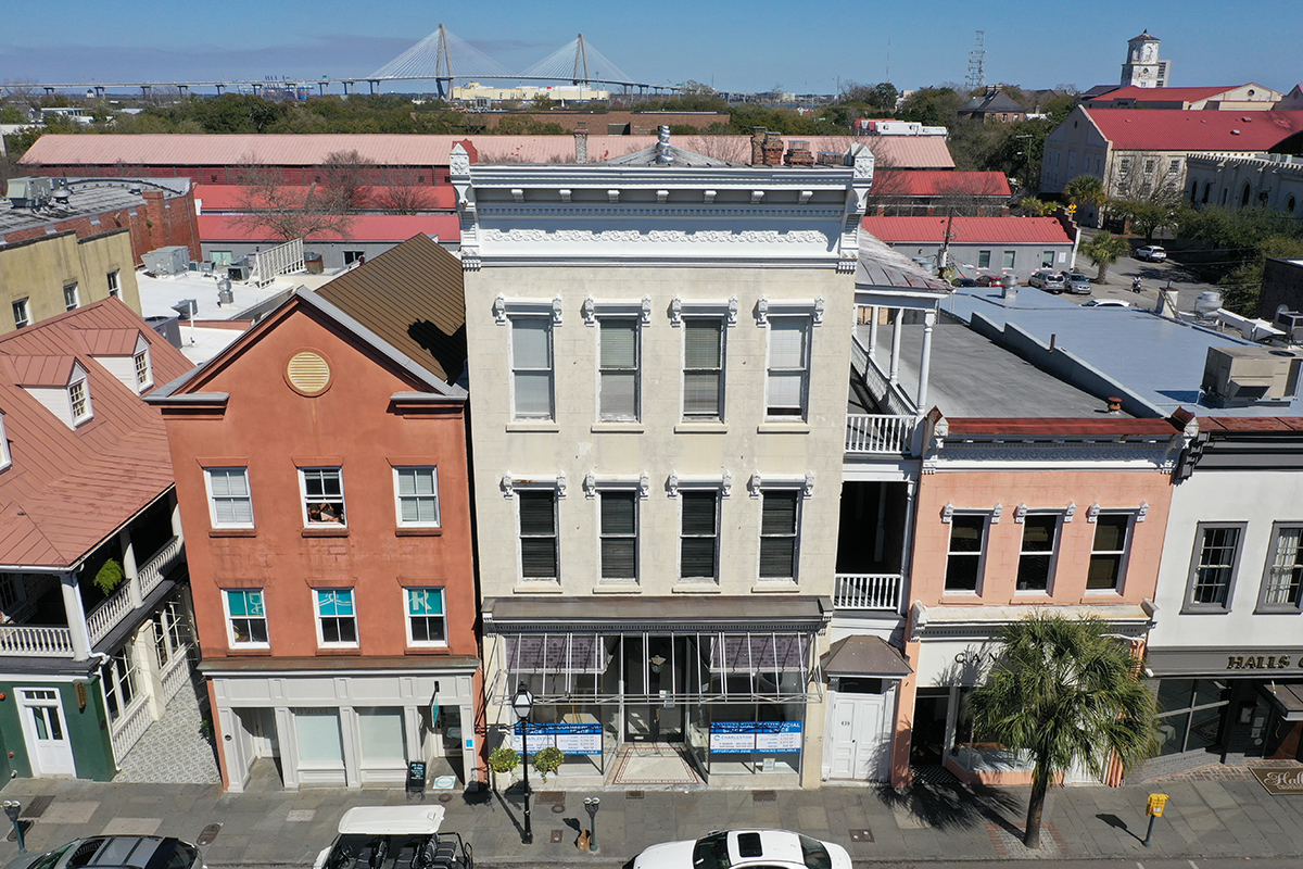 Charleston Commercial has sold 438 King St. to Miami-based Le Chick. The restaurant is planned to open at the end of 2022. (Photo/Provided)