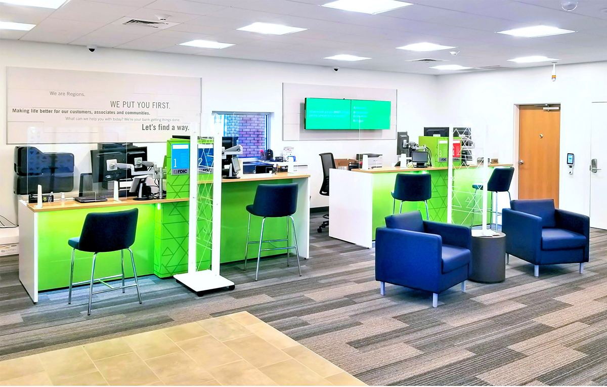 Regions‰Ûª new Mount Pleasant Branch is located at the Wando Crossing Shopping Center off U.S. Highway 17. (Photo/Regions Bank)