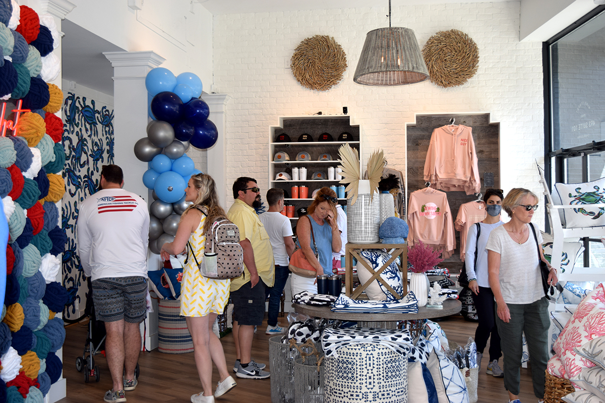 Craig Conover, one of the stars of Southern Charm, has opened a retail shop on King Street. He stopped by recently to take photos with customers. Sewing Down South, has partnered with local businesses for the enterprise. (Photo/Teri Errico Griffis)