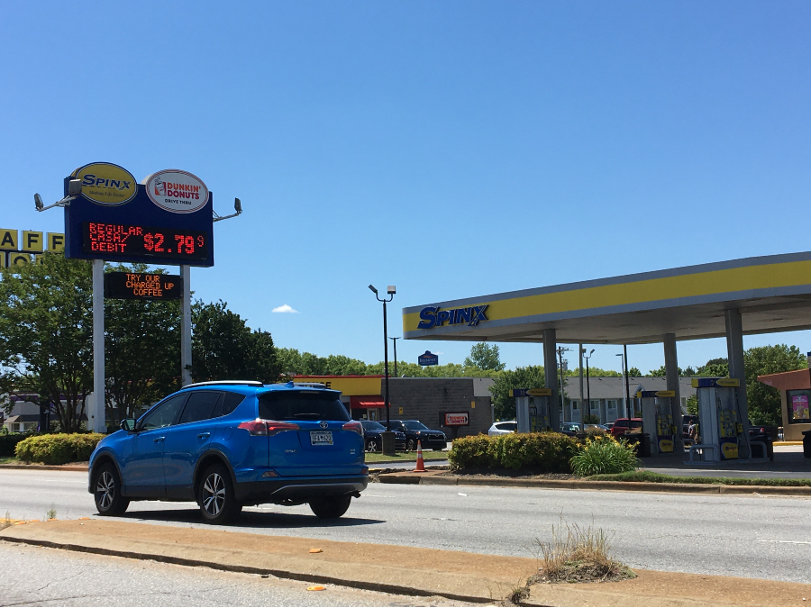 The regular grade gas price at a Spinx in Duncan had risen to $2.79 before running out. (Photo/Molly Hulsey)