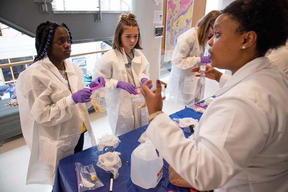 The three-day Girls Day Out camp gives middle and high school students the chance to with women in science, technology, engineering and mathematics industries to learn what options there are after high school and college. (Photo/Joe Bullinger for the Navy)